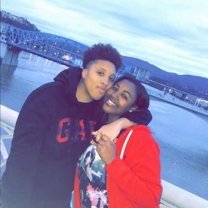 Meet your Posher, Lana